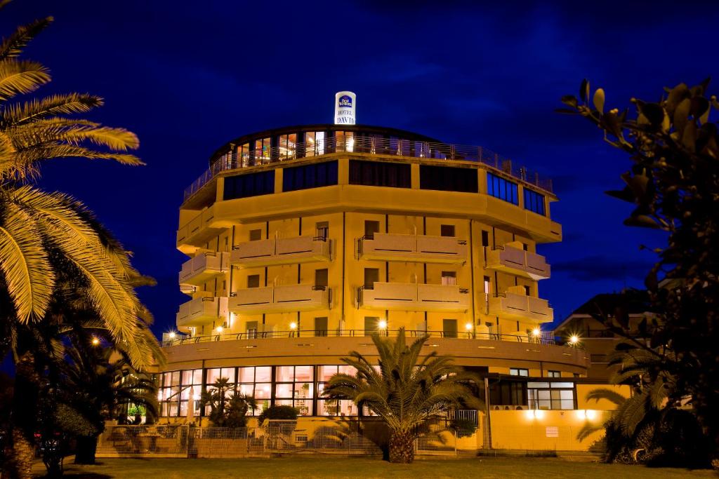Gallery image of David Palace Hotel in Porto San Giorgio