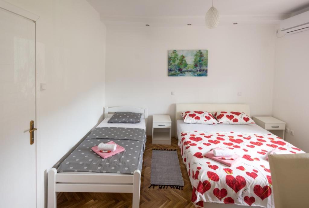 Apartmani Bridge - Apartment - Ground Floor