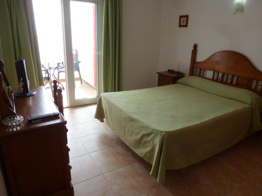 Guesthouse Hostal Cortés, Garrucha, Spain - Booking.com