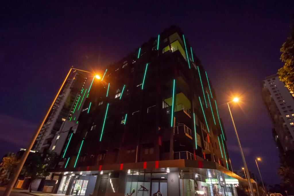 Zgradba, v kateri se nahaja aparthotel