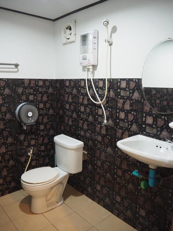 Bluesky Beach Bungalows - 7