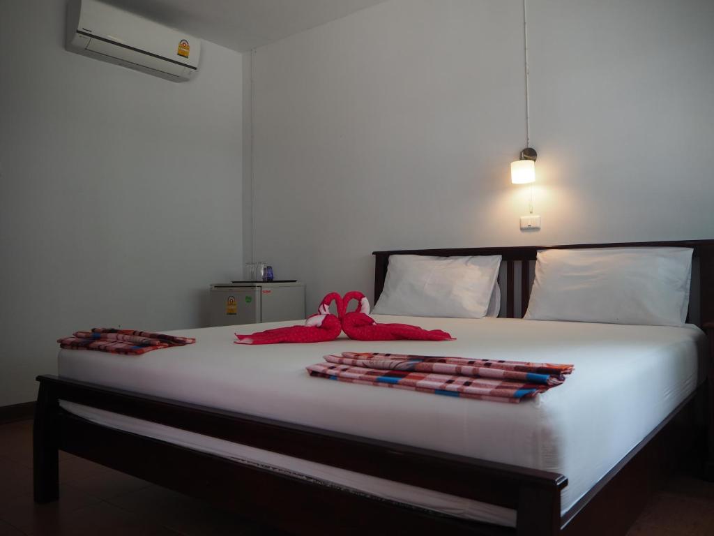 Bluesky Beach Bungalows - 12