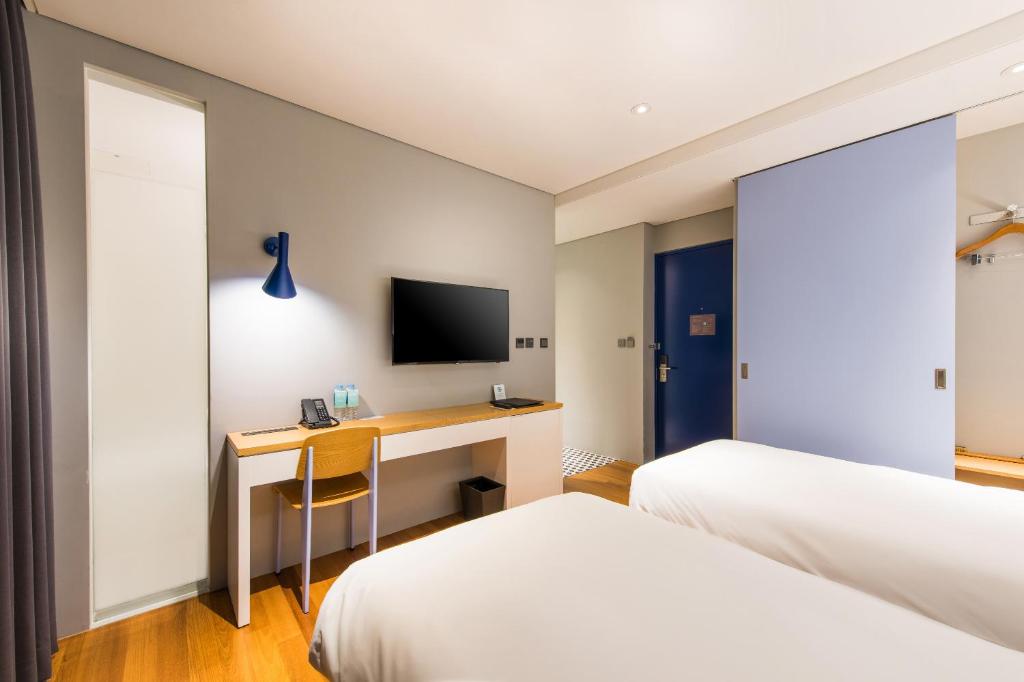 Hotel Peyto Gangnam - Urban Twin Room