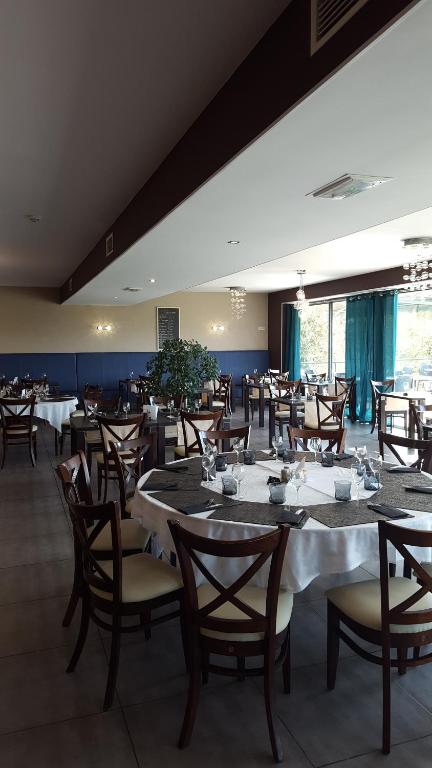 Restaurace v ubytování Logis Le Cadusia
