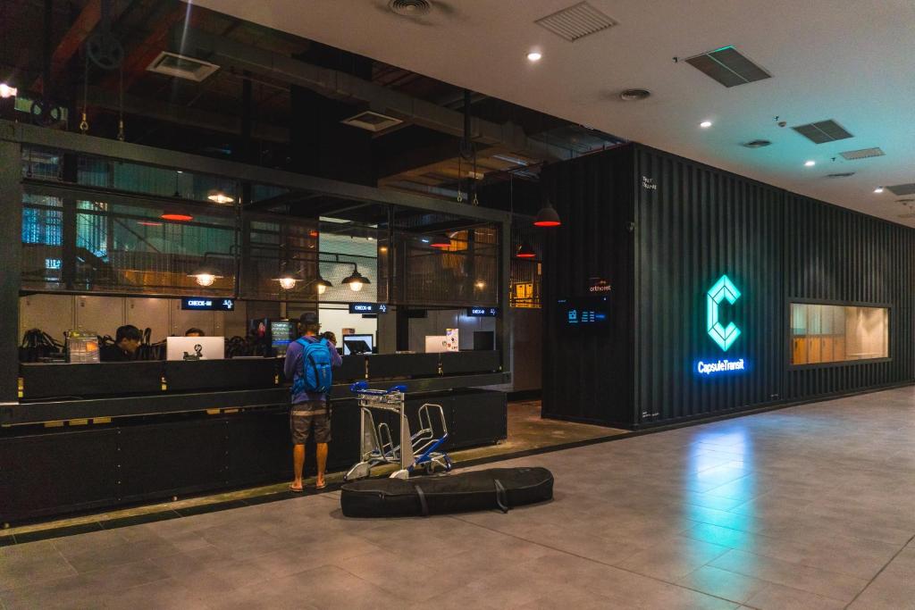 Foto dalla galleria di CapsuleTransit Landside - Airport Hotel - Public Area - Gateway KLIA T2, Lvl 1 a Sepang