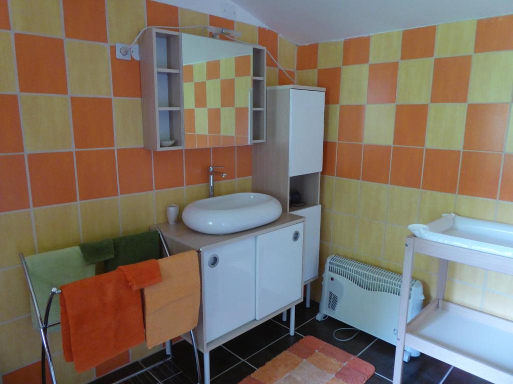Fotografie z fotogalerie ubytování Chalet aux pied des vignes v destinaci Montigny