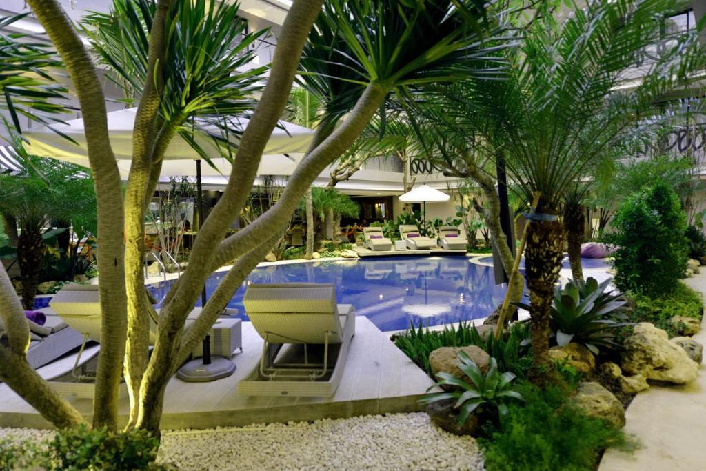 Bazén v ubytování Amaroossa Suite Bali nebo v jeho okolí
