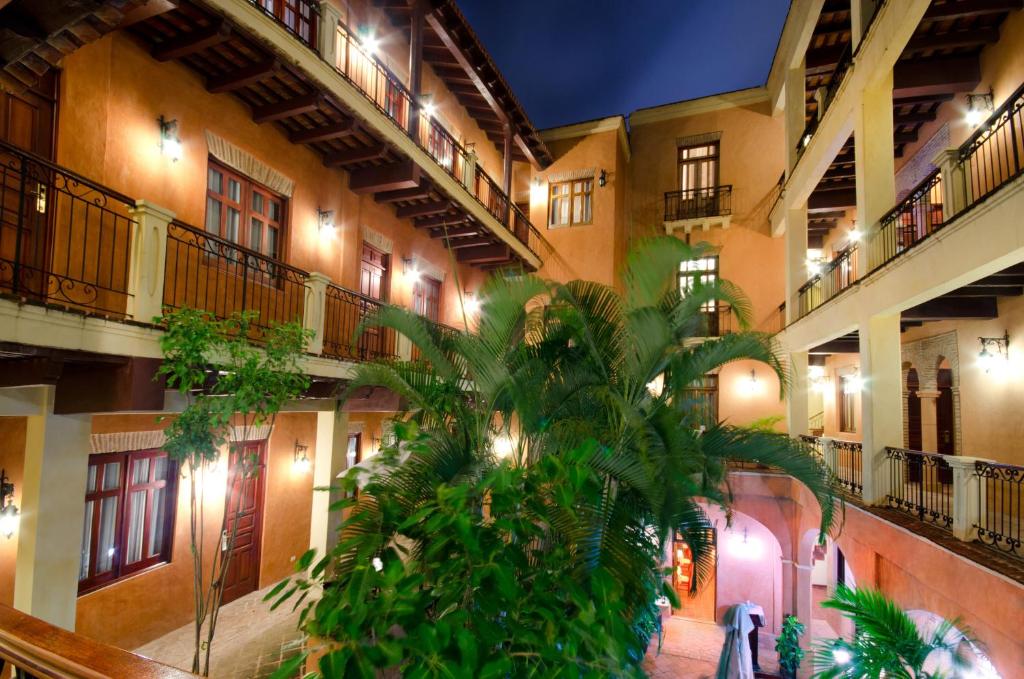Budova, kde se hotel nachází