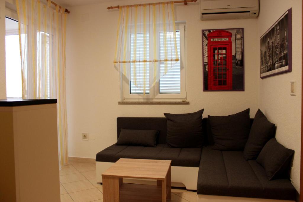 Booking.com: Ari Apartments , Novalja, Horvátország - 56 Vendégértékelések  . Foglaljon szállodában!