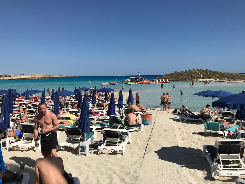 adams beach hotel live webcam