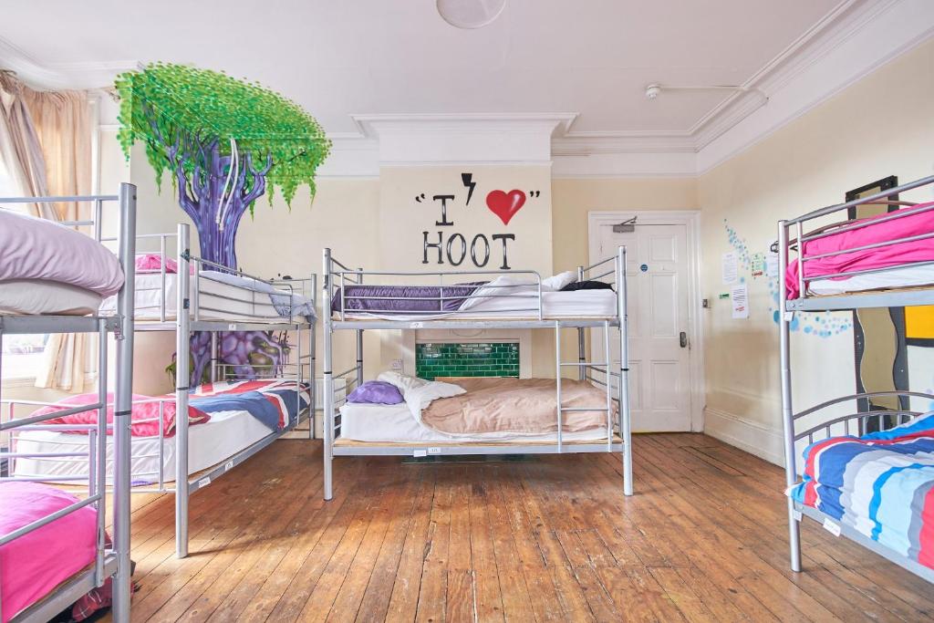 Hootananny Hostel photo