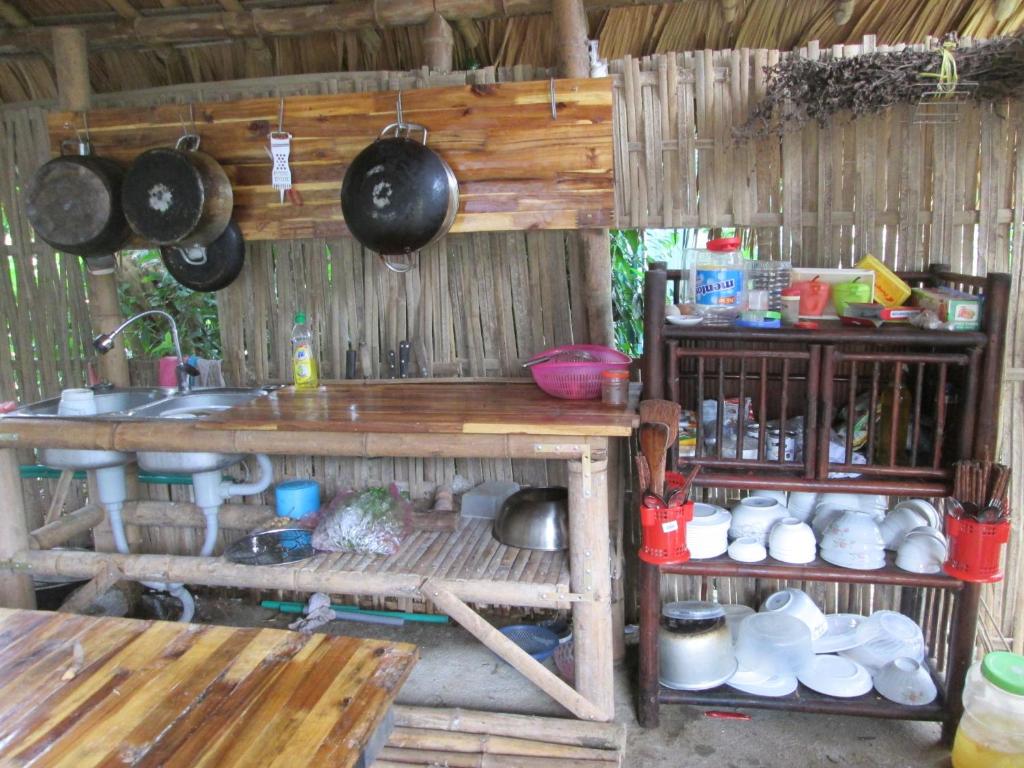 Příslušenství pro přípravu čaje a kávy v ubytování Dong Que Homestay-Tours-Motorbike, Car rental, Hiking