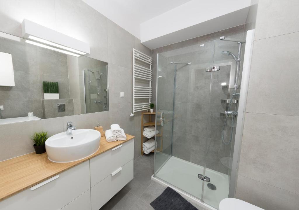 BatogoSpot Towers - 14