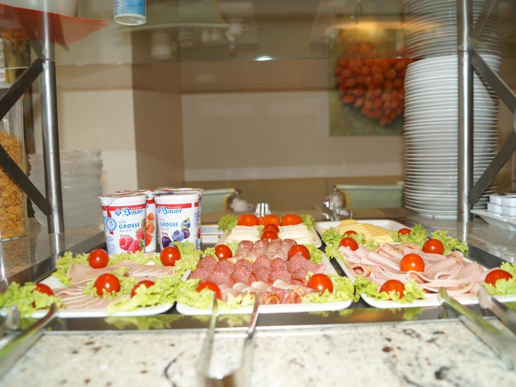 Entrée Groß Borstel Garni Hotel - Resim 45