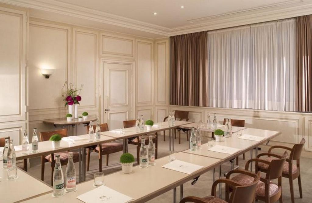 Hôtel Bedford - Resim 25