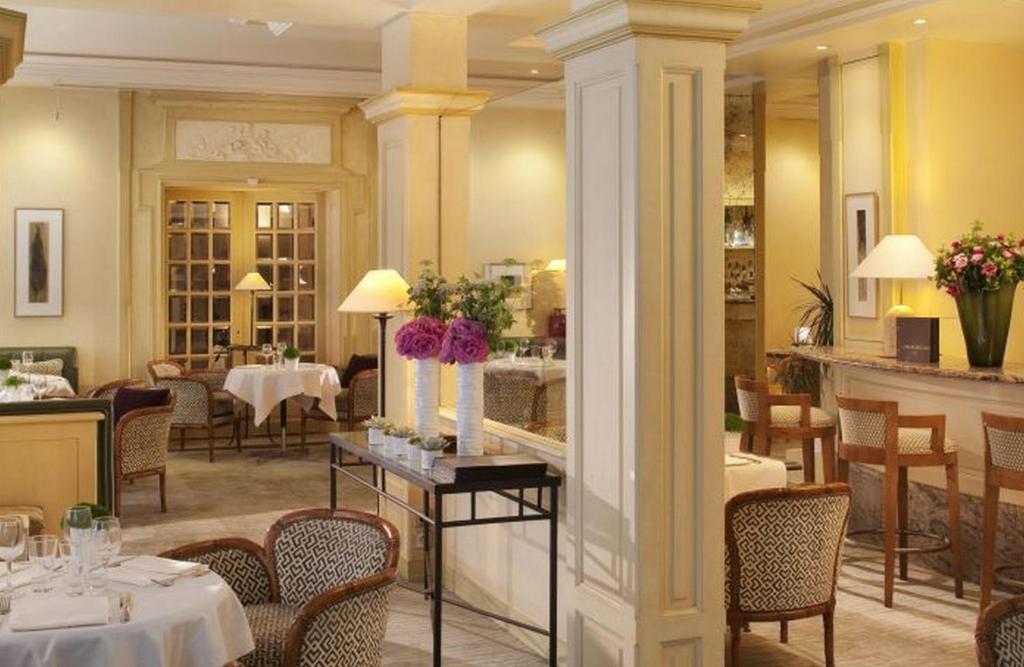 Hôtel Bedford - Resim 23