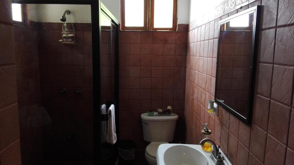 Koupelna v ubytování Finca Queveri