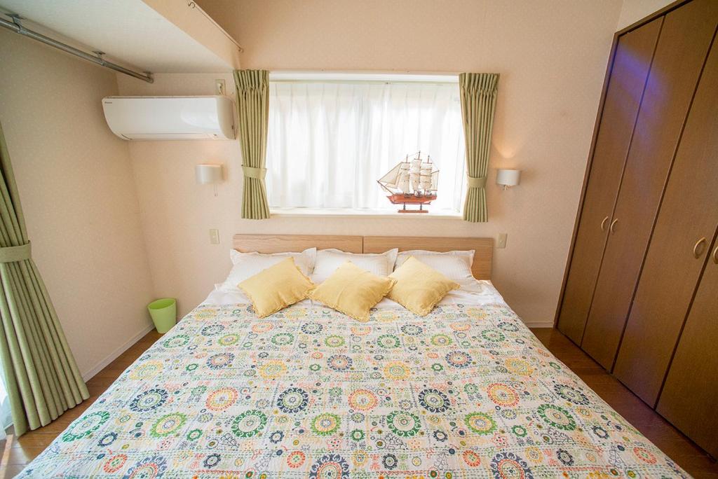 Zushi Beach House Booking}