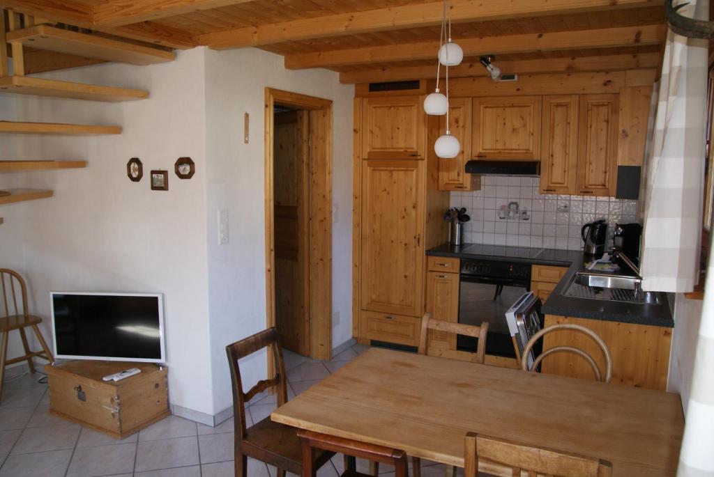 Kuchyň nebo kuchyňský kout v ubytování Chalet Lenzerheide-Sporz