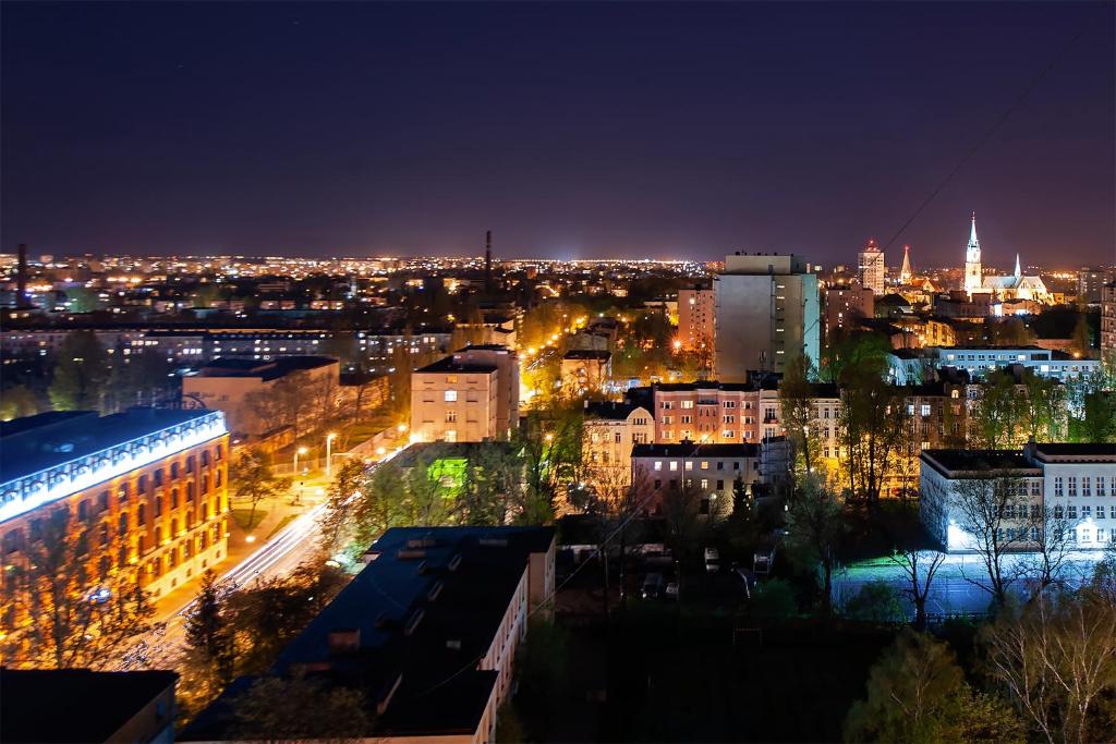 Výhľad na mesto Lodž alebo výhľad na mesto priamo z apartmánu