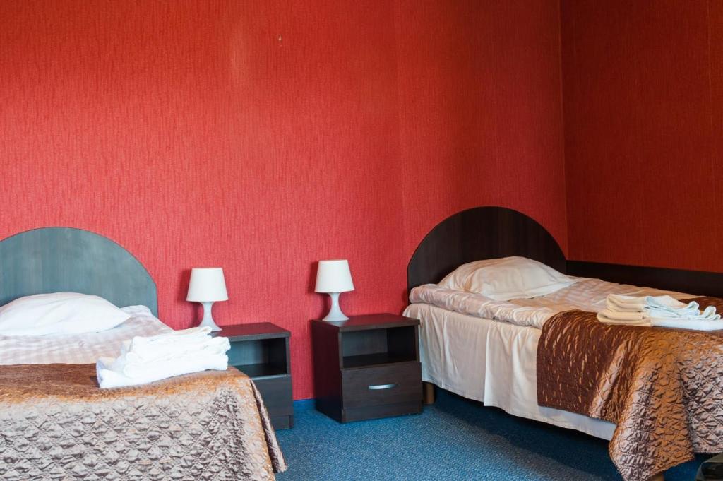 
Single Room with Private Bathroom
