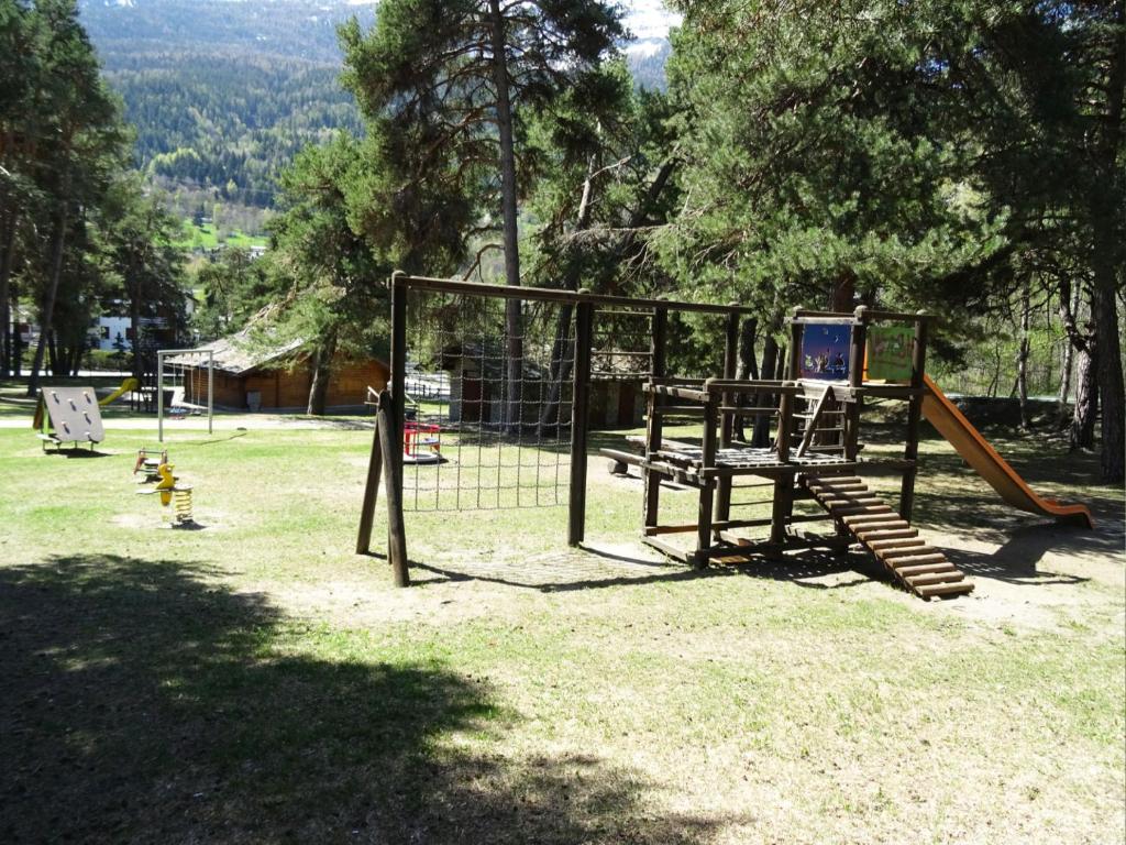 Herní místnost nebo prostor pro děti v ubytování La Ruine - Morgex