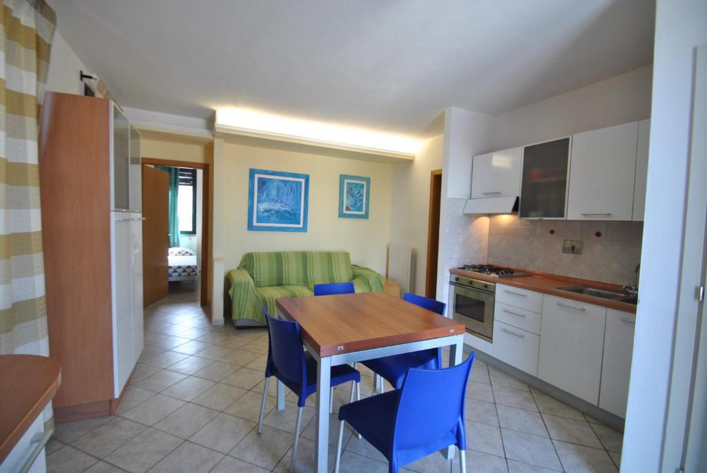 A kitchen or kitchenette at Villa Fiorella