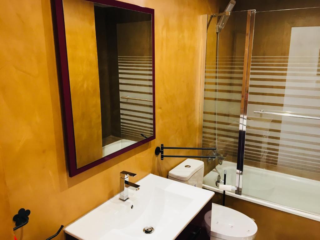 Koupelna v ubytování Apartamentos Las Haciendas Altamar