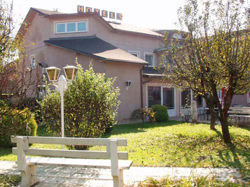 Hotel Galerija - Resim 23