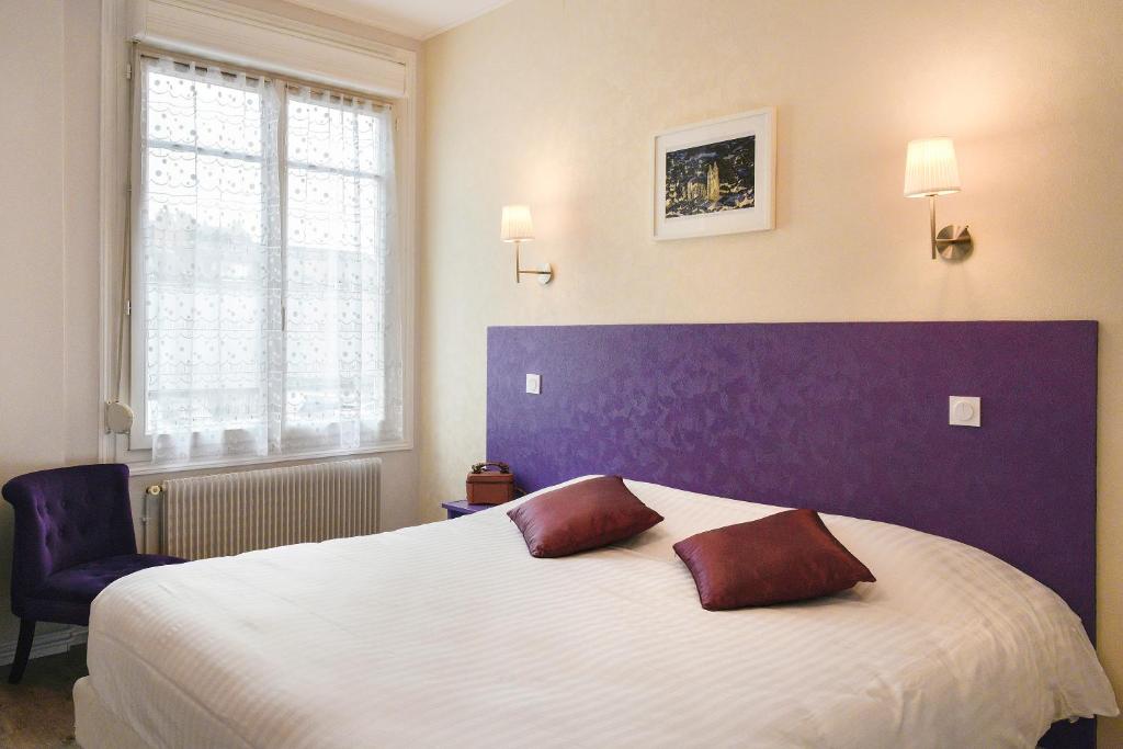 Logis Hôtel Des Châteaux De La Loire - Comfort Double Room