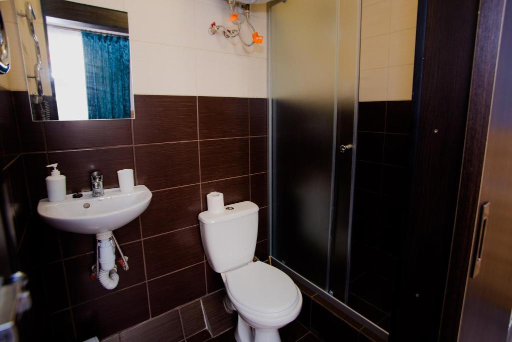Koupelna v ubytování OK Hotel