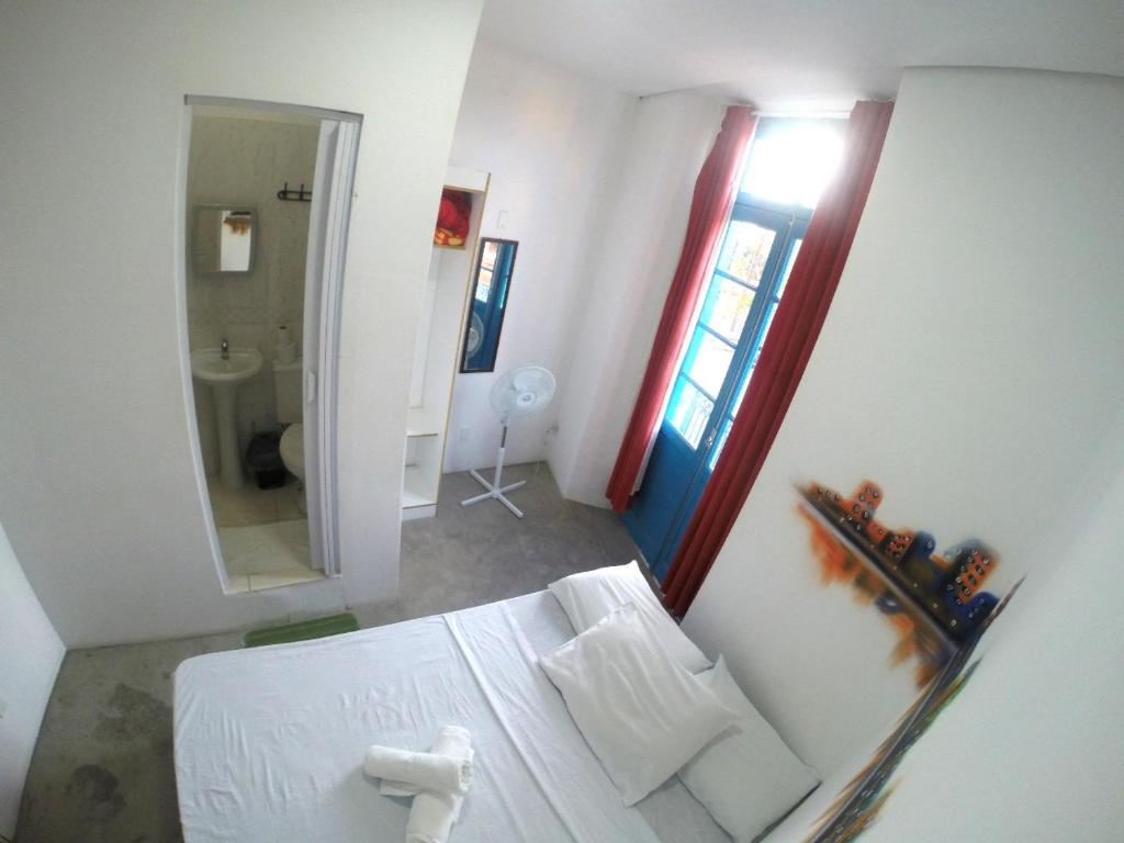 Balcony Hostel Hotel