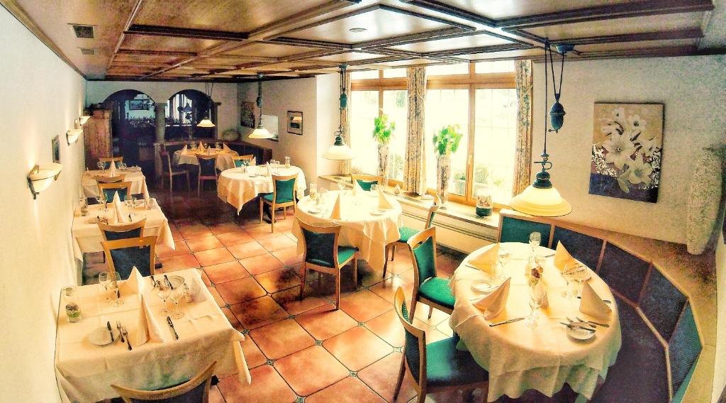 Restaurace v ubytování Hotel Kreuz