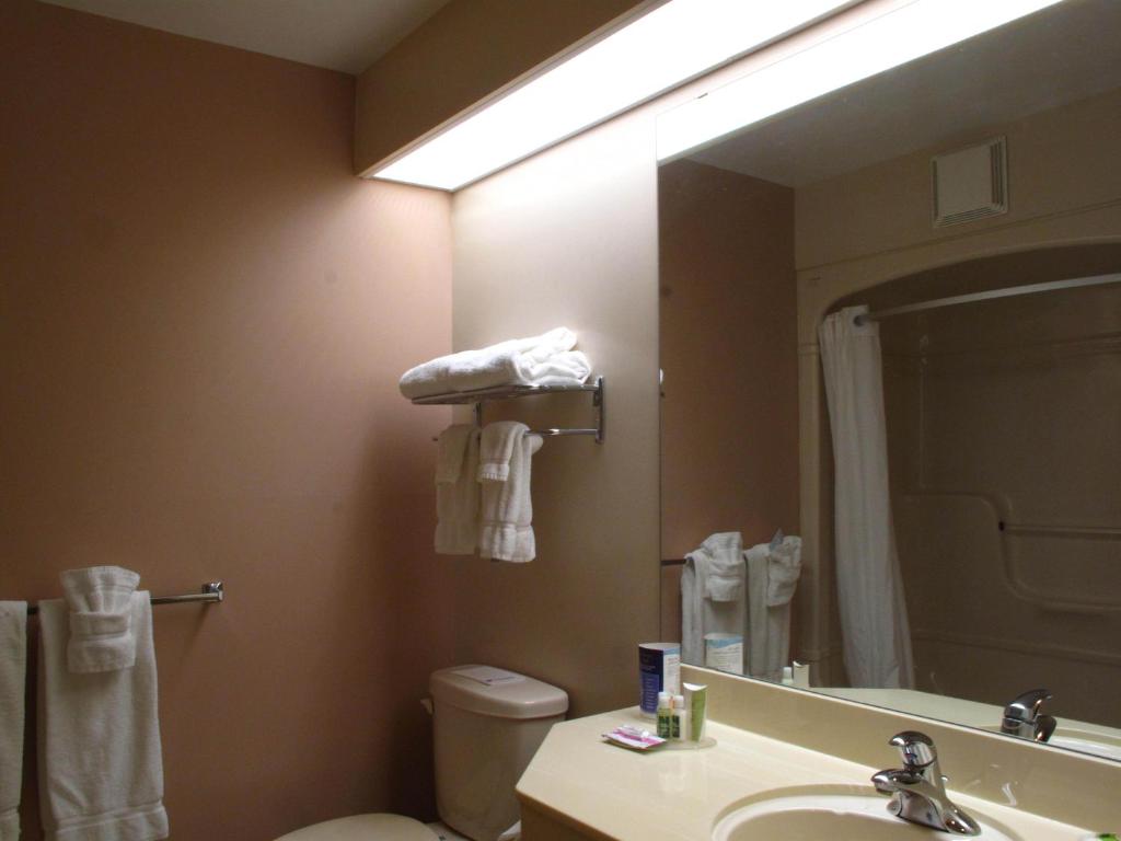 Coastal Inn Halifax - Bayers Lake - Resim 16