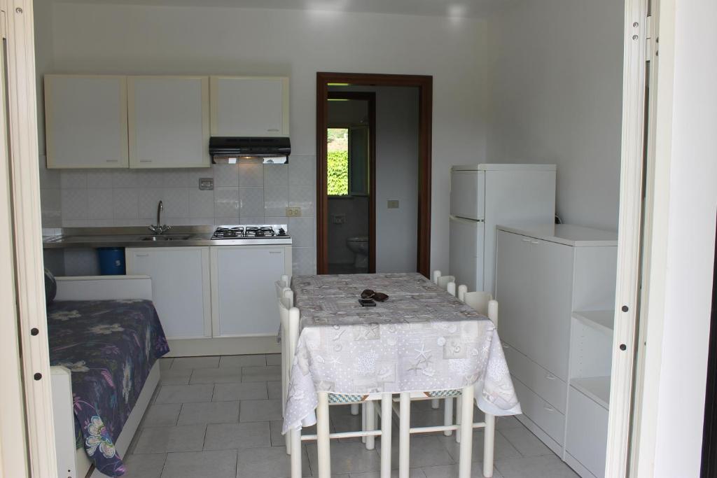 Kuchyň nebo kuchyňský kout v ubytování Residence Alithai