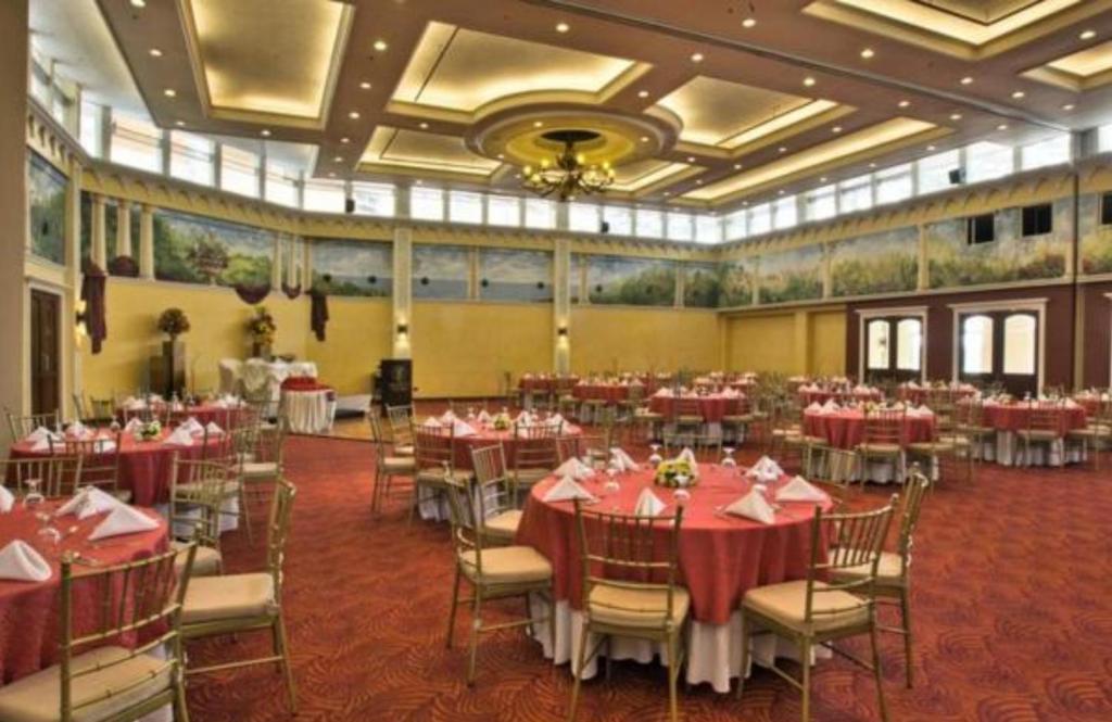 Restaurace v ubytování Hotel Elizabeth - Baguio
