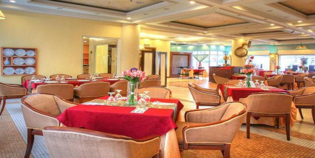 Restaurace v ubytování Hotel Elizabeth - Baguio