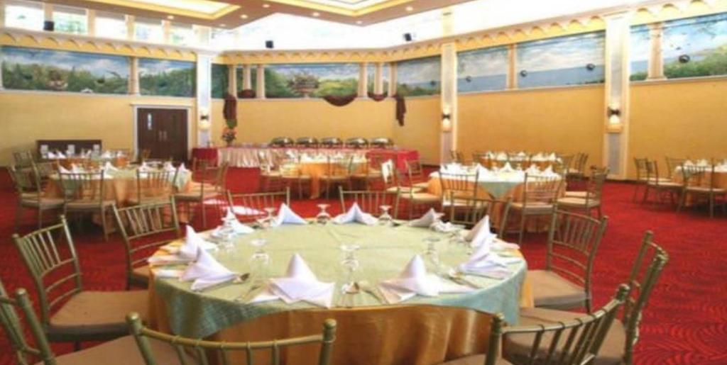 Restaurace v ubytování Hotel Elizabeth - Baguio