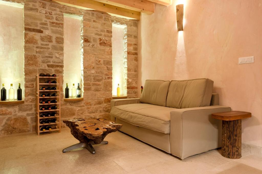 Posedenie v ubytovaní Luxury Villa Hvar Enigma with Pool