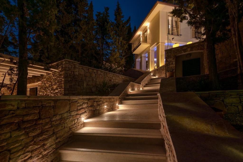 Budova, v ktorej sa vila nachádza
