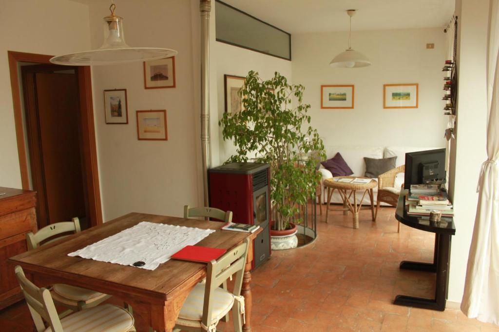 A seating area at Vignano40