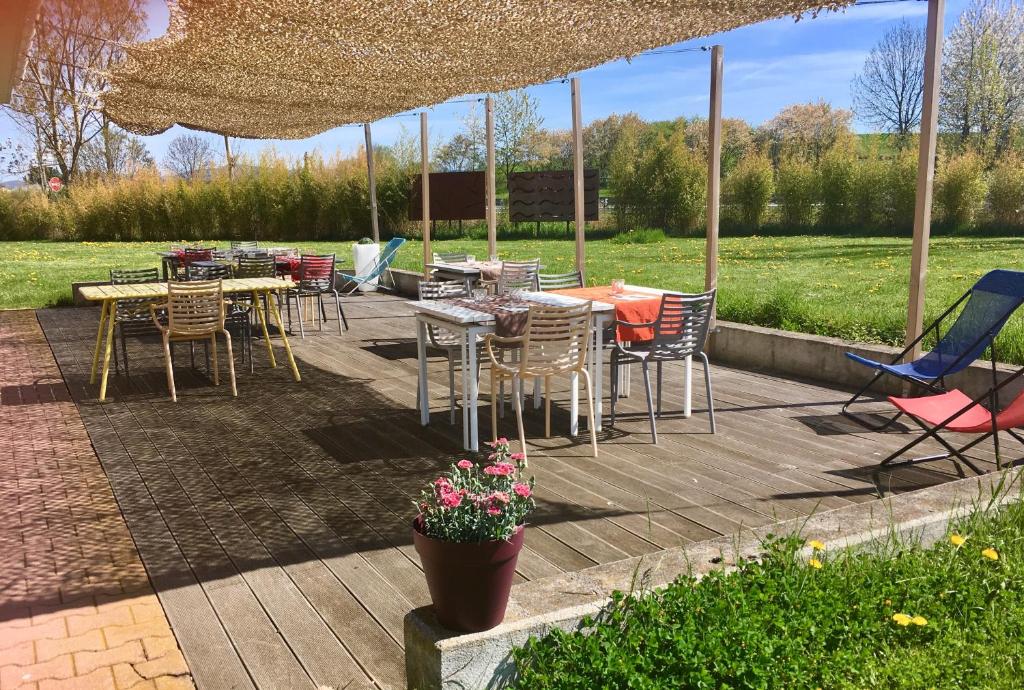 Zahrada ubytování Hôtel Evan