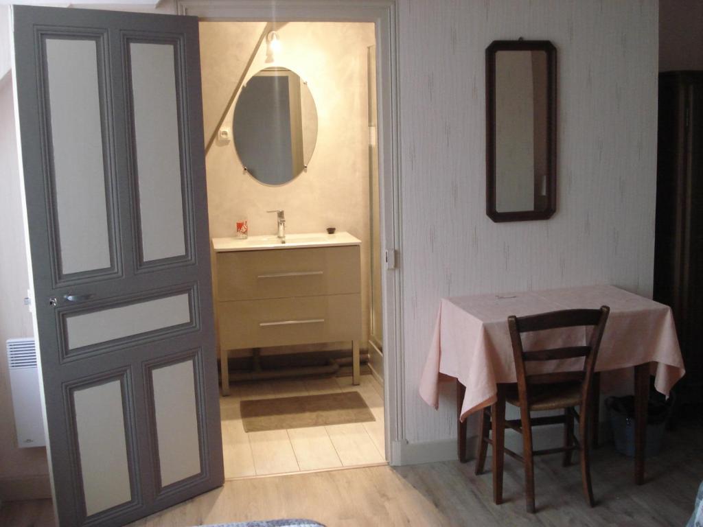Fotografie z fotogalerie ubytování Auberge du Morvan v destinaci Alligny-en-Morvan