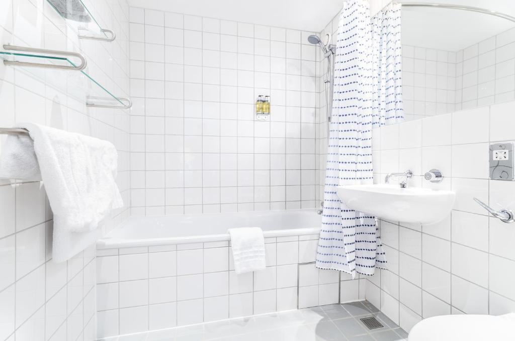 The Jubilee Hotel - Resim 3