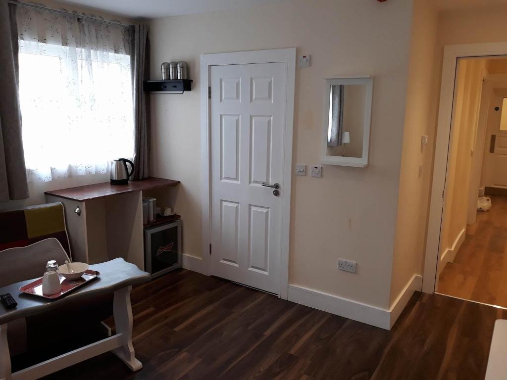 Fotografie z fotogalerie ubytování Ridge-Rock Accommodation v destinaci Carrick-on-Shannon