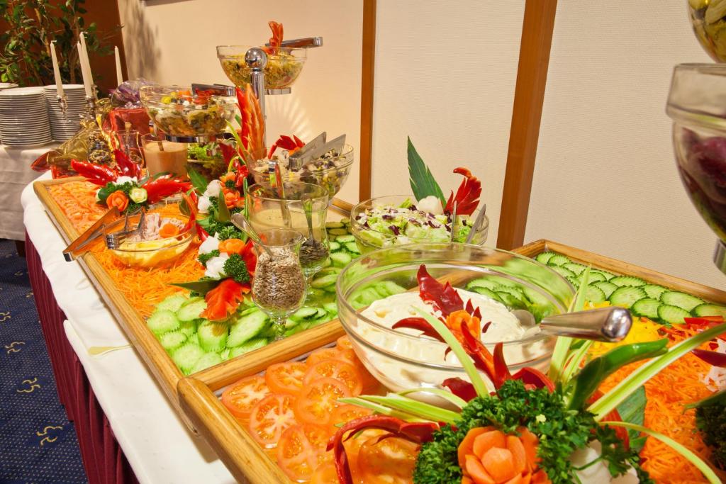 NOVINA HOTEL Südwestpark - Resim 19