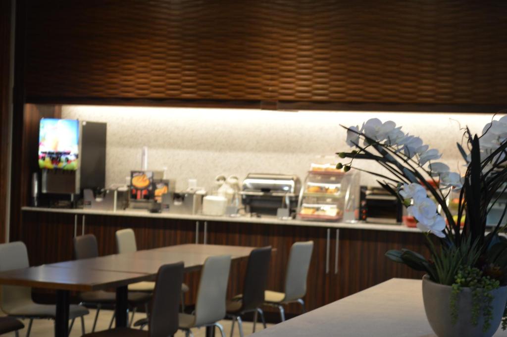 Wingate by Wyndham Kamloops - Resim 37