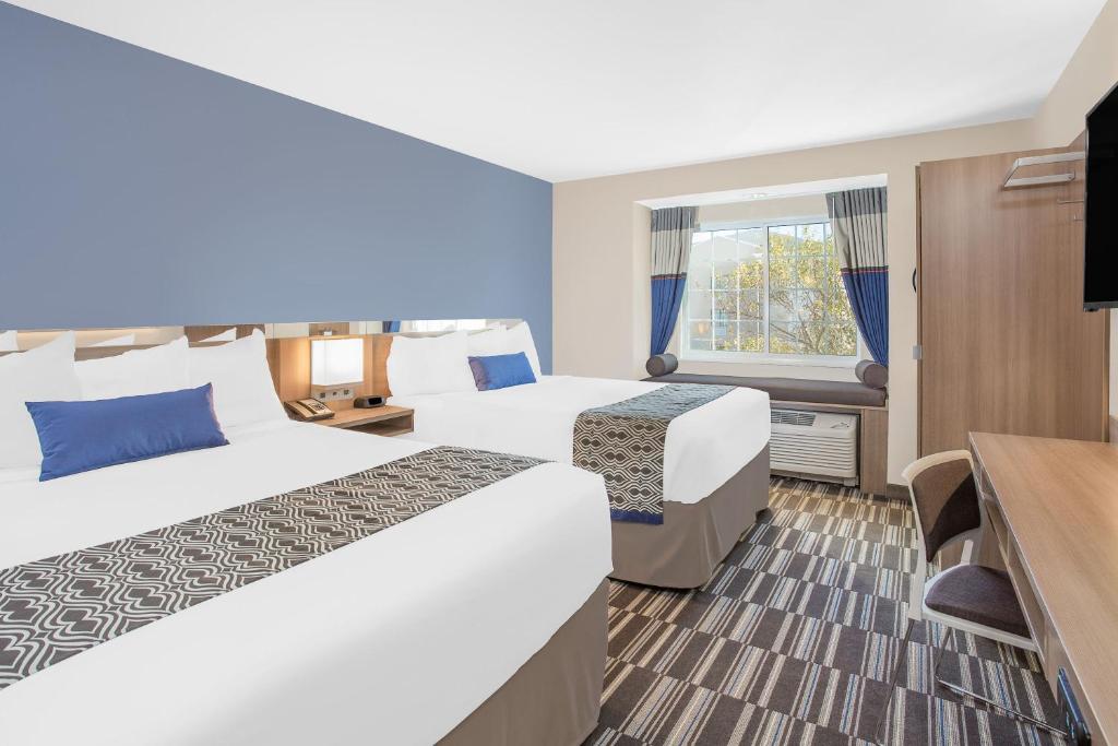 Microtel Inn & Suites by Wyndham Ocean City - Queen Studio Suite Con Dos Camas Queen - No Fumadores