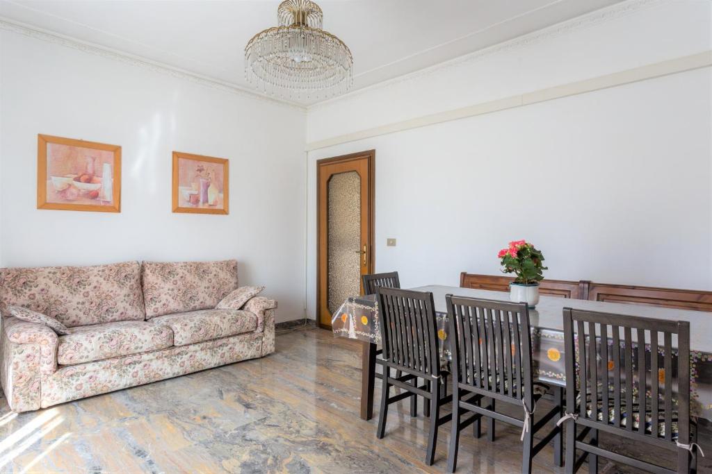 Część wypoczynkowa w obiekcie Home Near Venice