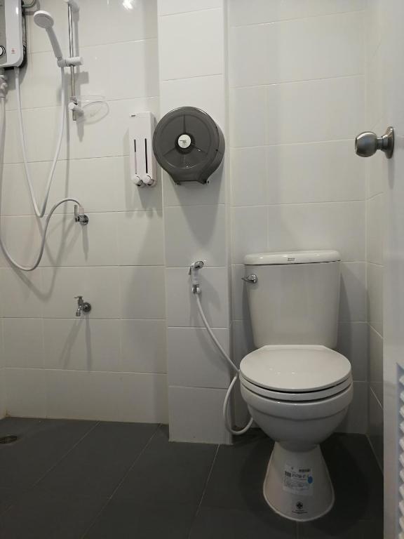 Koupelna v ubytování F Plus F Hostel